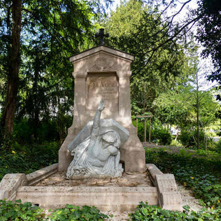 Tomb of Jules Verne